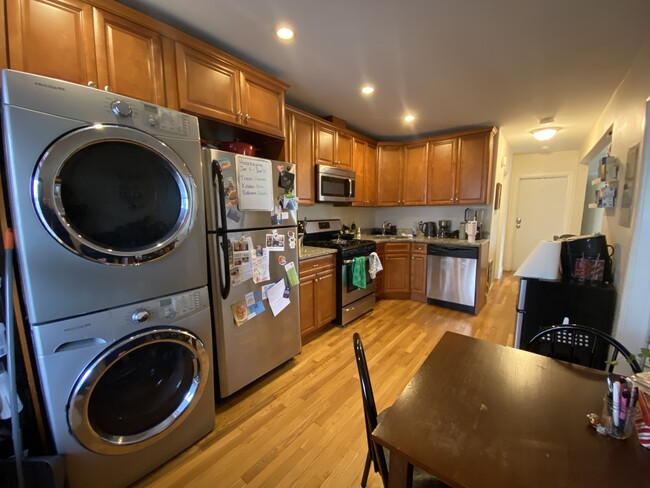 Foto del edificio - 11 Leverett St