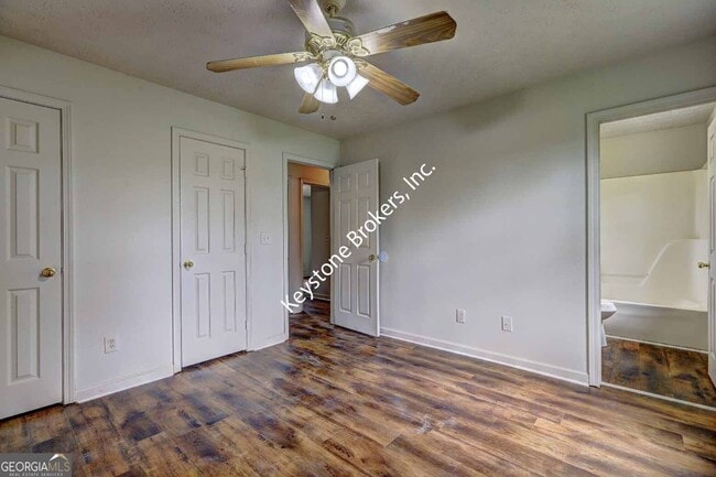 Building Photo - 8201 Spillers Dr SW