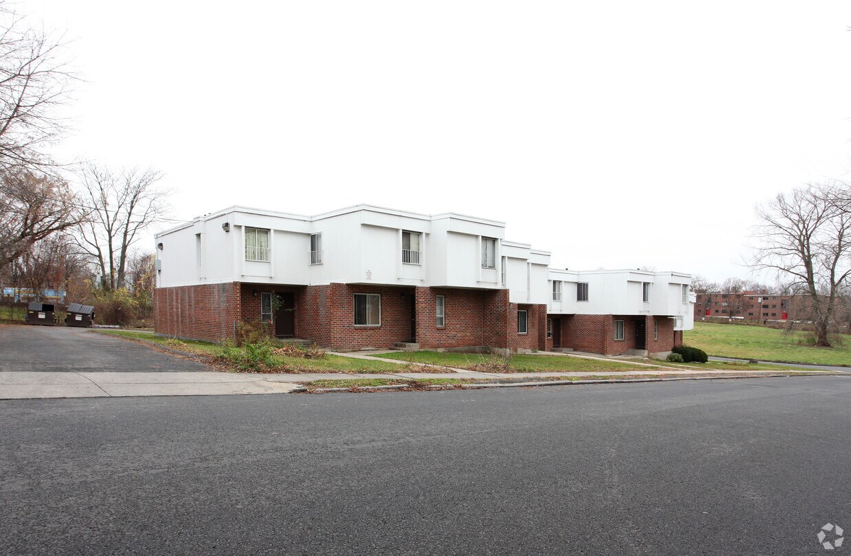 Barbour Garden Townhomes for Rent Hartford, CT