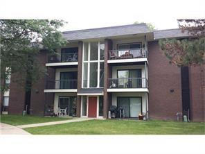 Foto principal - 701 College Park Dr