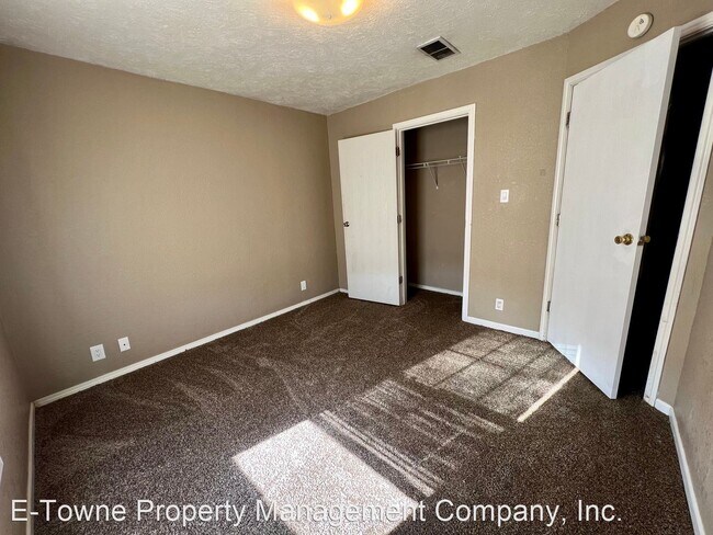 Building Photo - 3 br, 1.5 bath House - 203 S 2nd