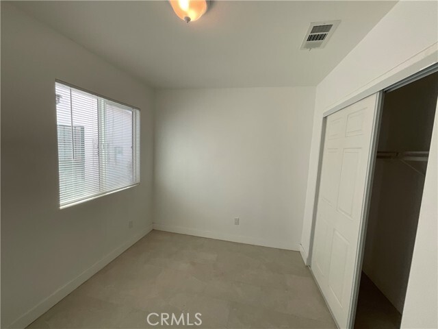 Foto del edificio - 17371 Queens Ln