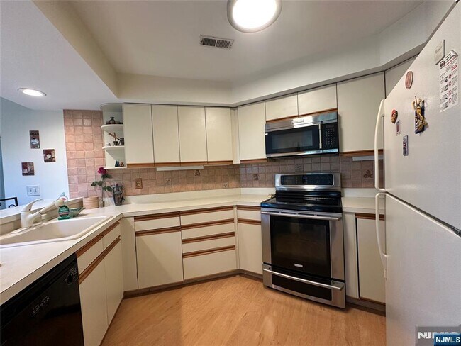 Foto del edificio - 1488 Westgate Dr