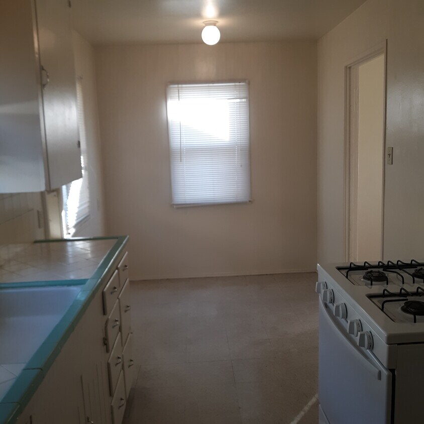Building Photo - 505 N Carson St
