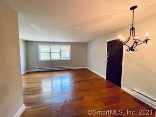 Building Photo - 52 Briarwood Ln