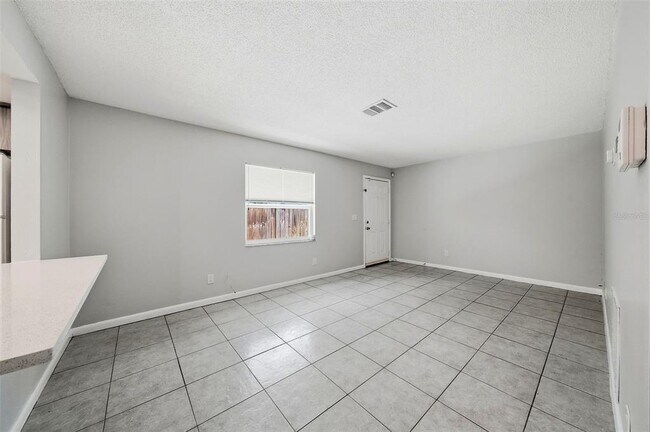 Foto del edificio - 2564 42nd Ave N