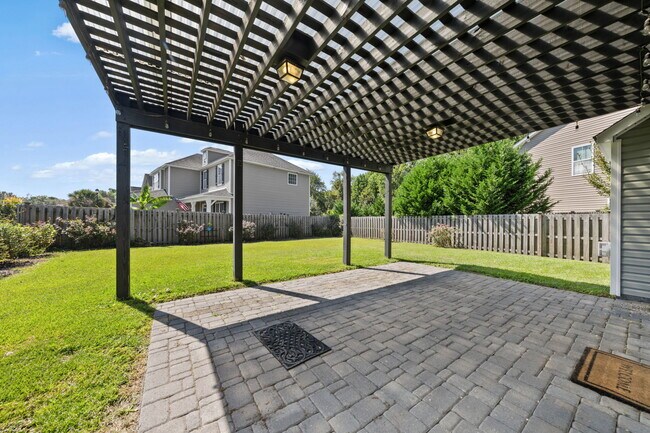 Foto del edificio - 1008 Whispering Doe Dr