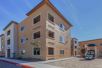 Building Photo - 1330 New Harvest Pl