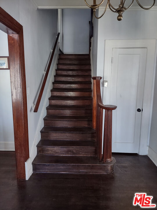 Foto del edificio - 2142 S Victoria Ave