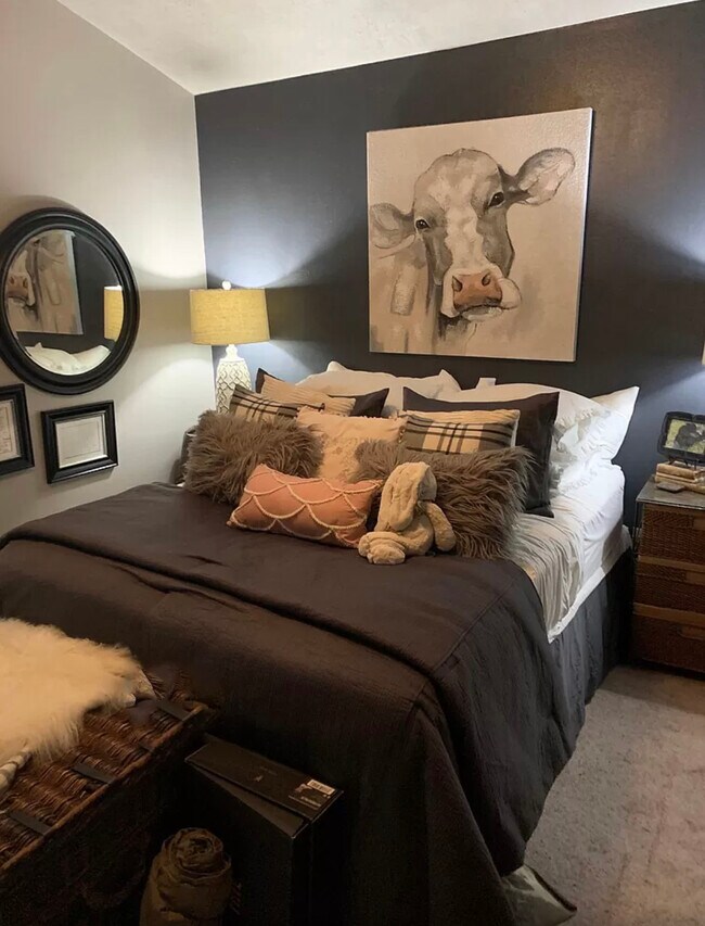 Foto del edificio - 1411 Western Oaks Ct