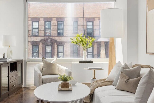 Foto del edificio - 425 E 13th St