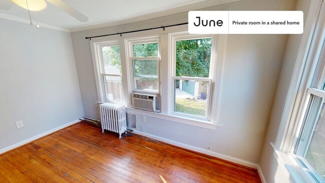 Building Photo - Room in Shared 6 bed/3 bath home in Brookland
