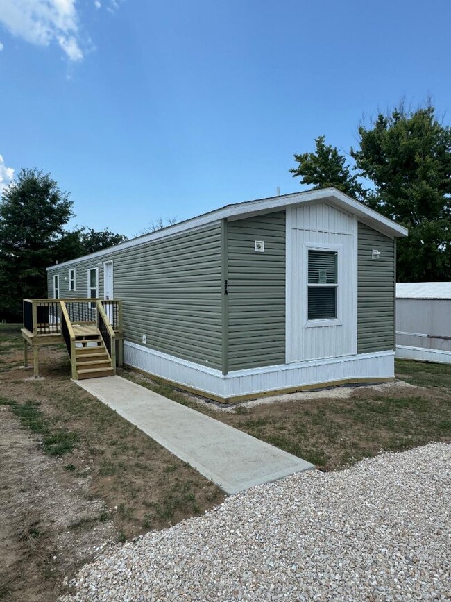 Building Photo - 27a Fox Haven Dr