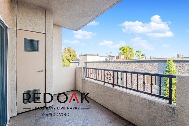 Building Photo - 14654 Nordhoff St