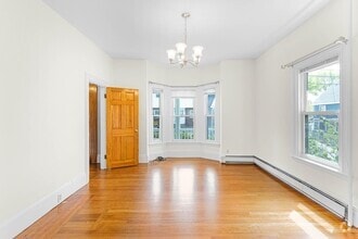 Building Photo - 51 Newbury St