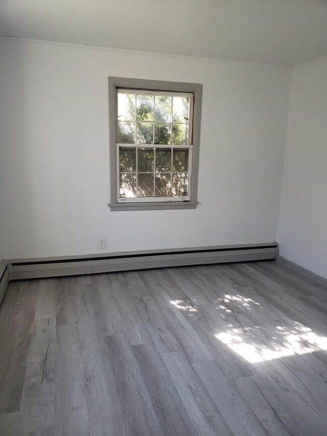 Bedroom 1 - 355 Maple St