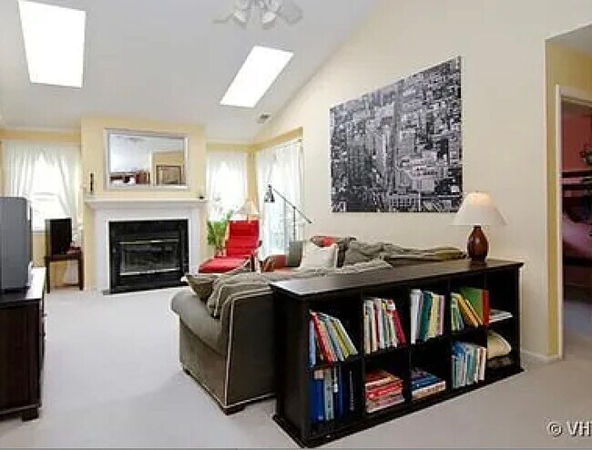 Foto del edificio - 2403 Mallow Ct