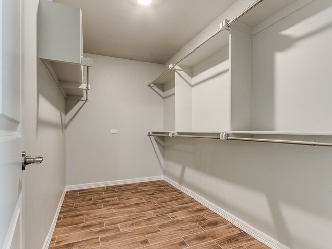 Building Photo - 12941 Willow Villas Dr