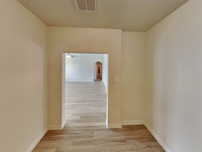 Building Photo - 30711 Academy Trace Dr