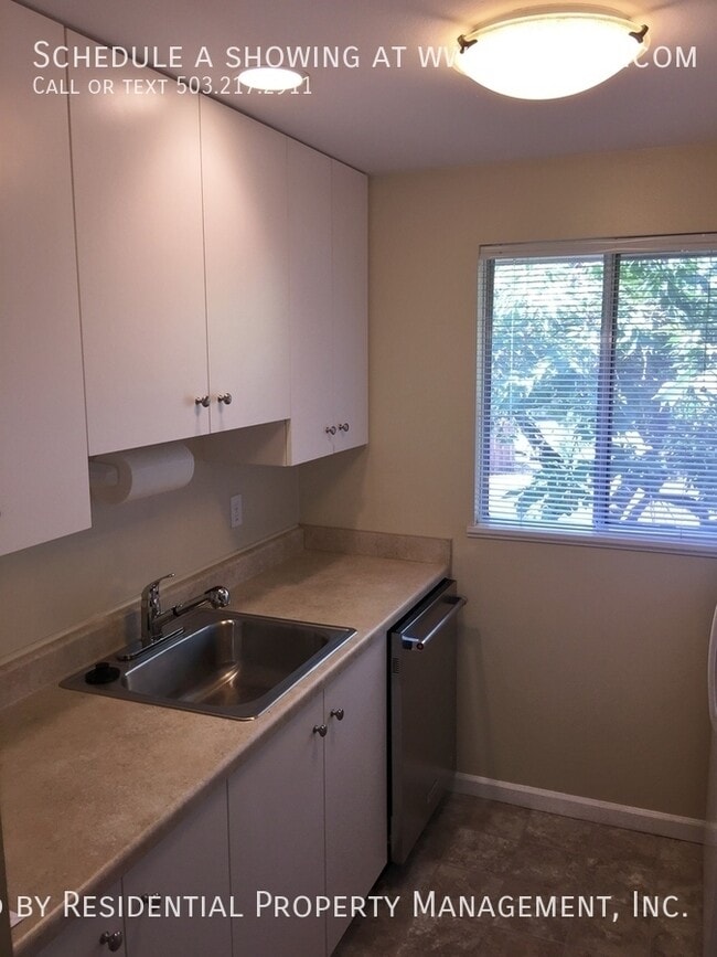 Foto del edificio - 12618 NW Barnes Rd