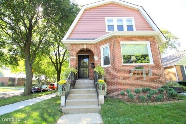Building Photo - 5801 Carol Ave