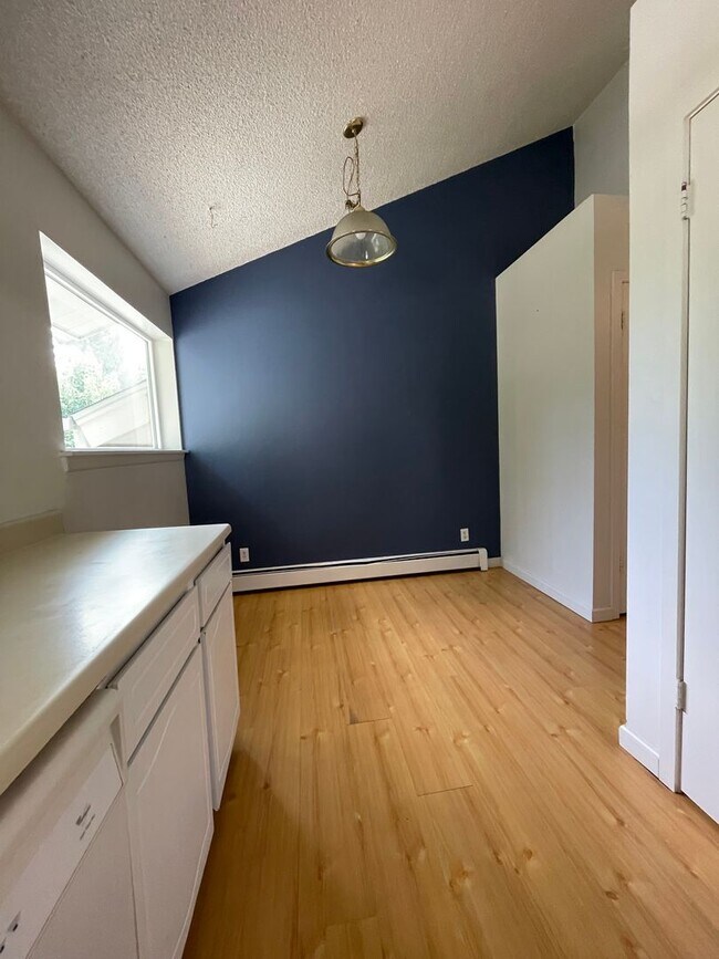 Foto del edificio - 2 bed 2 bath available now!