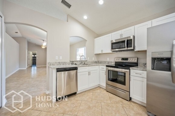 Foto del edificio - NOW AVAILABLE! - 6103 Sand Key Lane, Wesle...