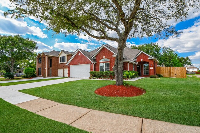 Building Photo - 802 Childers Ct