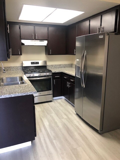 Foto principal - 2240 Morley St