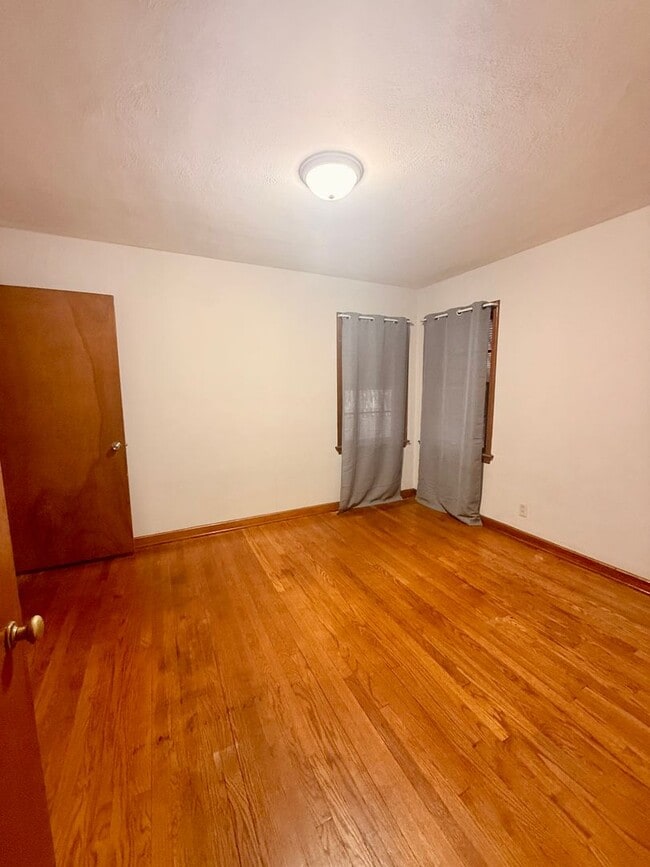 Foto del edificio - 414 N Johnston Ave