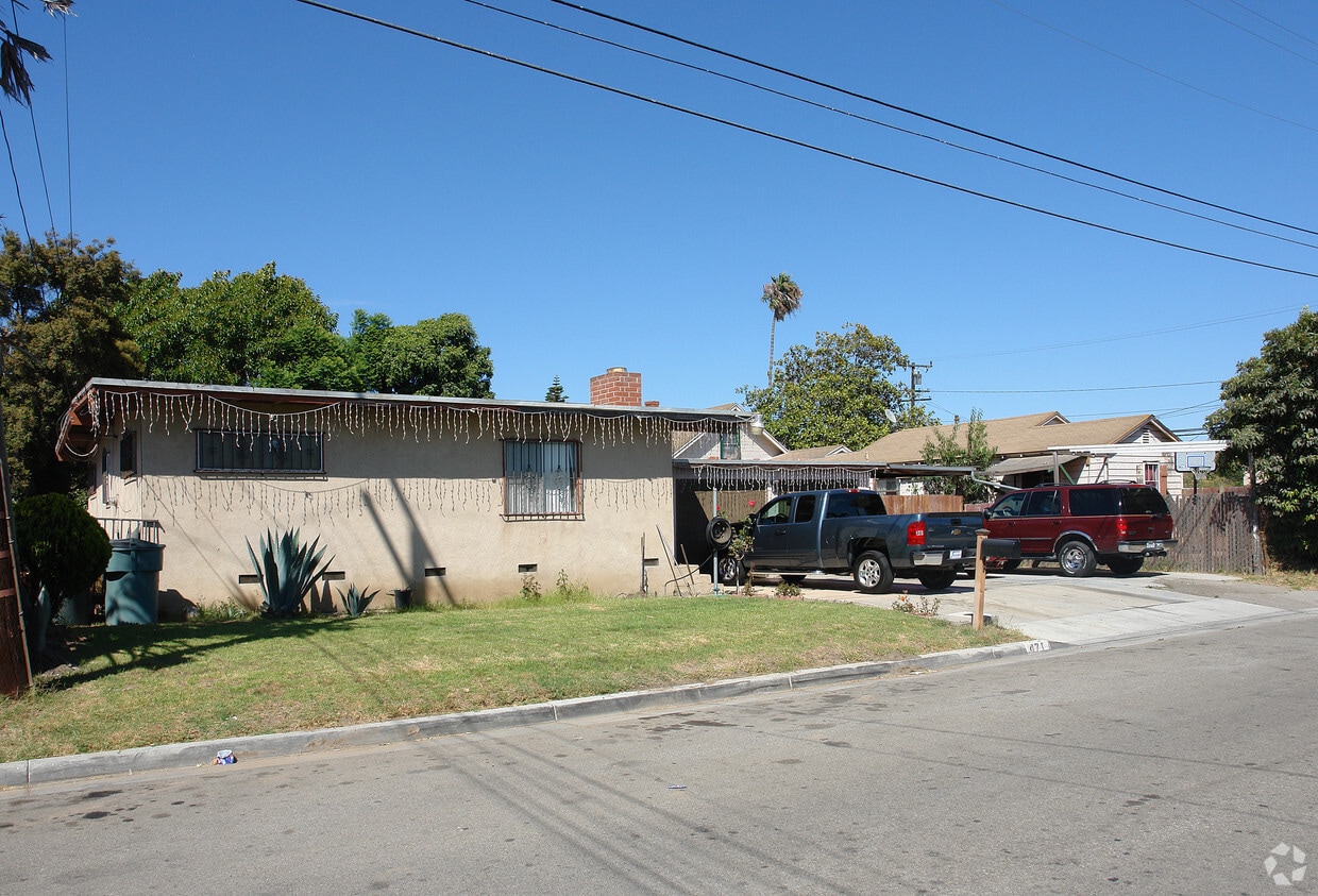 Building Photo - 5241-5279 Cypress Rd