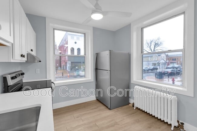 Foto del edificio - 131 Allen St