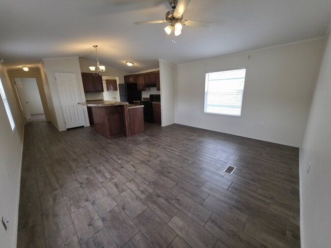 Foto del edificio - 1309 W Plum St