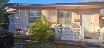 Building Photo - 3423 NW Flagler Terrace