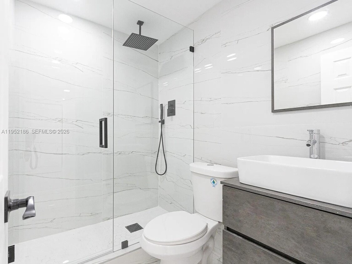 Foto del edificio - 8281 NE 2nd Ct