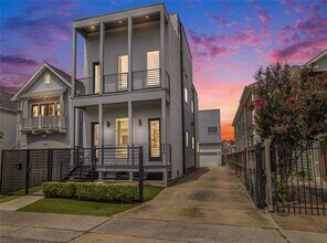 Building Photo - 925 Herkimer St