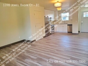 Building Photo - 139 Jewel Basin Ct