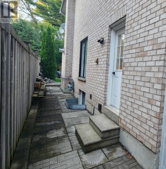 Building Photo - 97 Luba Ave