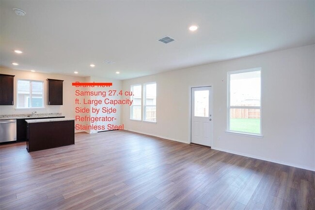 Building Photo - 384 Papaya Dr