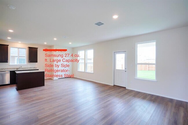 Foto del edificio - 384 Papaya Dr