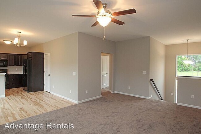Foto del edificio - 4 br, 3 bath House - 1029 Manitou Trail