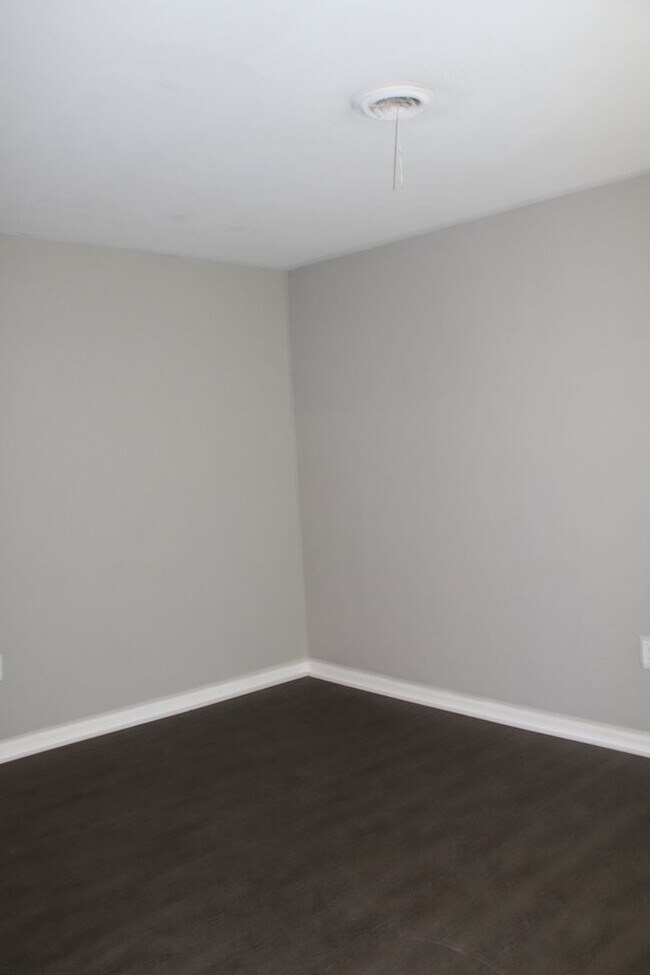 Foto del edificio - Charming 3 Bedroom, 1.5 Bath Home with Gar...