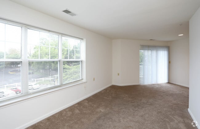 1BR, 1BA - Selborne House