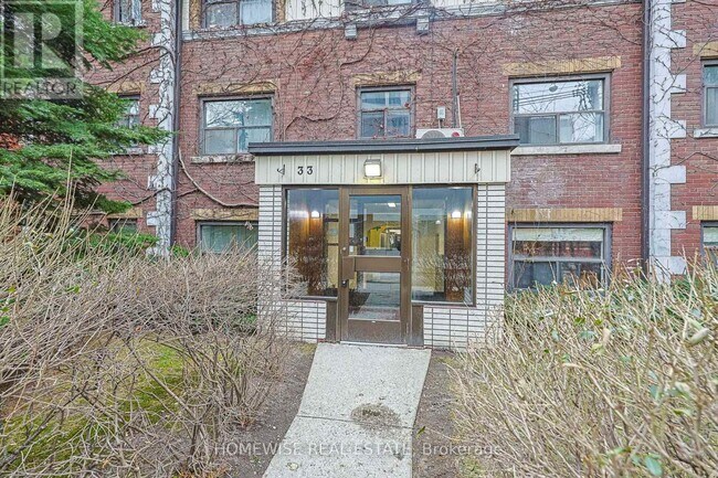 Building Photo - 33 Maitland St