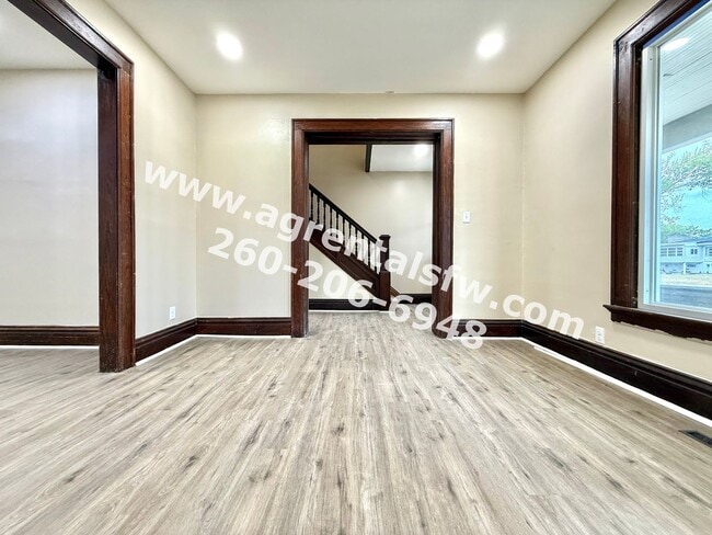 Building Photo - 1829 Broadway