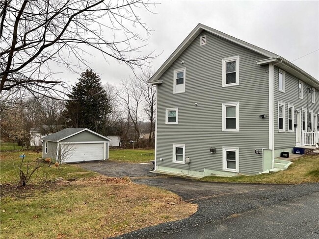 Building Photo - 14 Brayton Ave