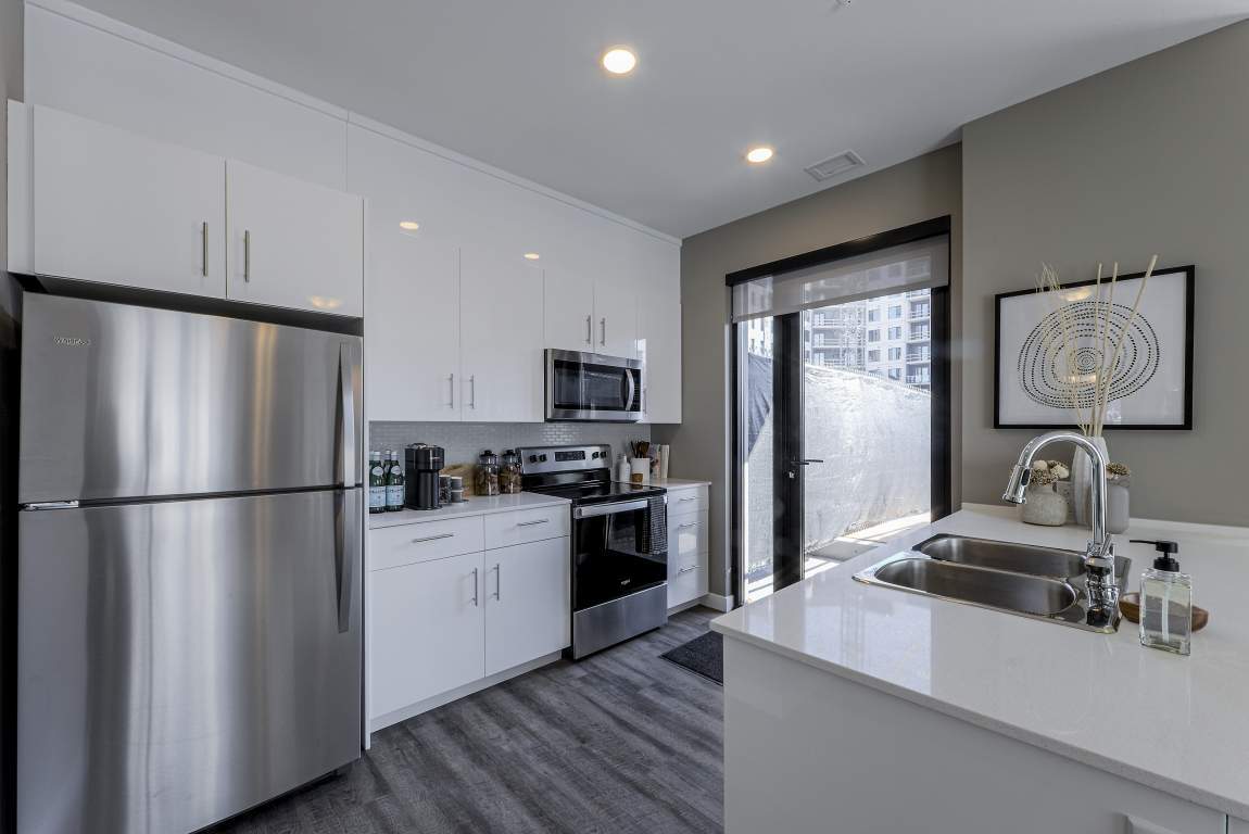 1425 Block Line apartments for rent in Kitchener arthaus - 425 Block Line Rd