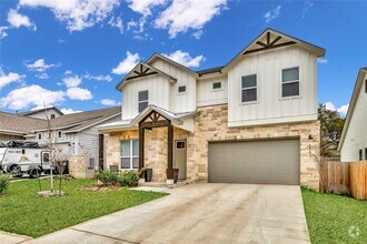 Building Photo - 175 Brooks Ranch Dr