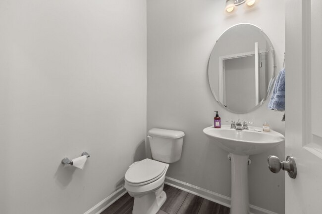 Foto del edificio - 6322 Perry Creek Rd