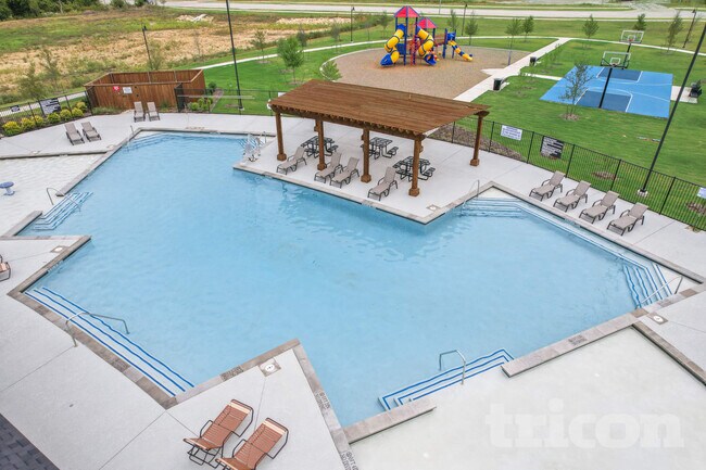Interior Photo - Tricon Rancho Canyon